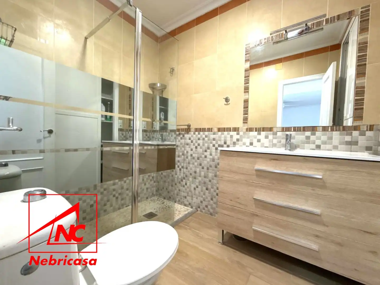 Bany de Casa o xalet en venda en Lebrija