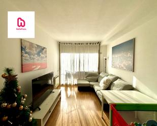 Living room of Flat to rent in Terrassa  with Heating, Parquet flooring and Furnished