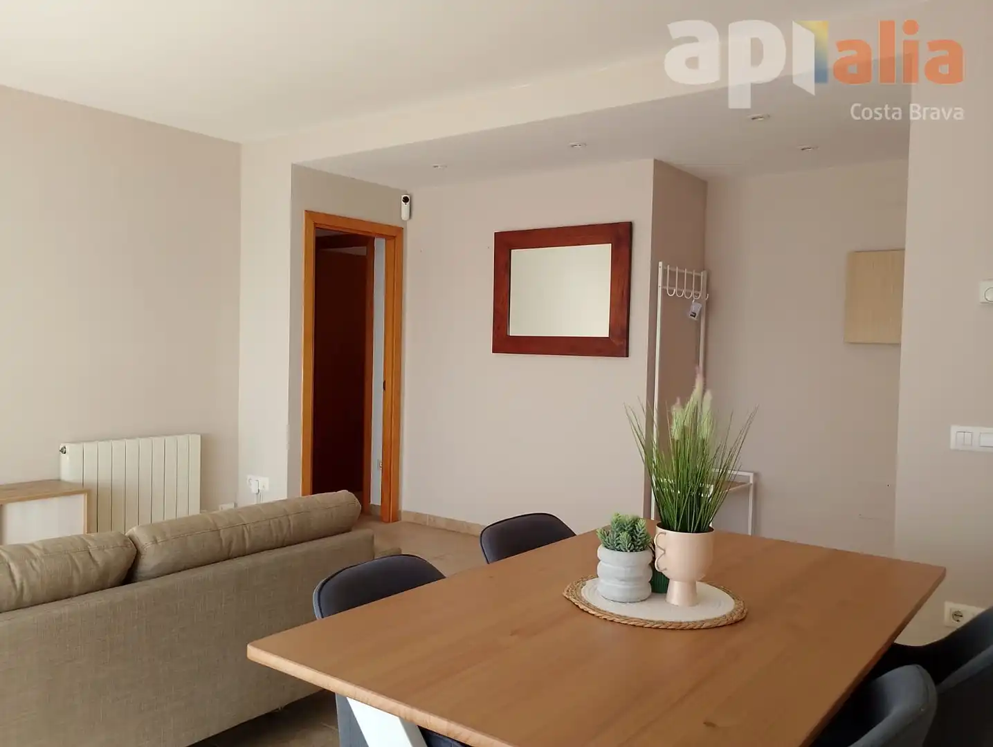 Comedor de Piso en venta en Calonge i Sant Antoni con Calefacción y Jardín privado
