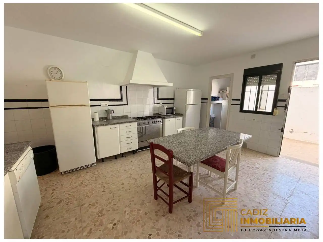 Cuina de Casa o xalet en venda en Chipiona amb Terrassa