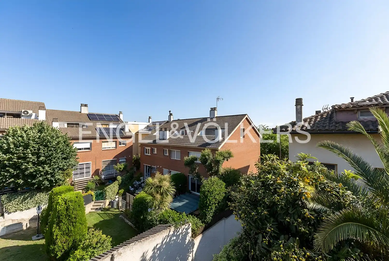 Exterior view of Houses for sale in Sant Cugat del Vallès  with Air Conditioner, Heating and Private garden