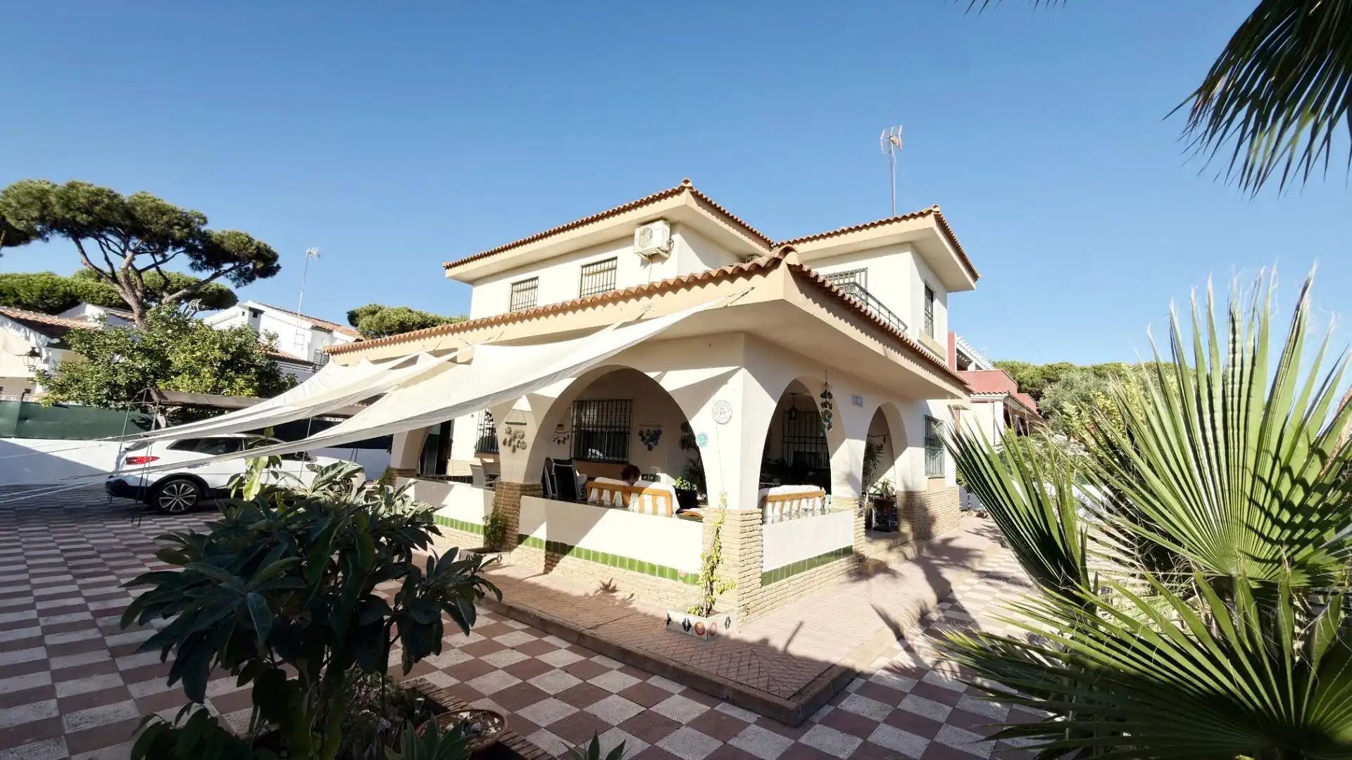 Houses for sale in Islantilla  with Air Conditioner, Private garden and Terrace