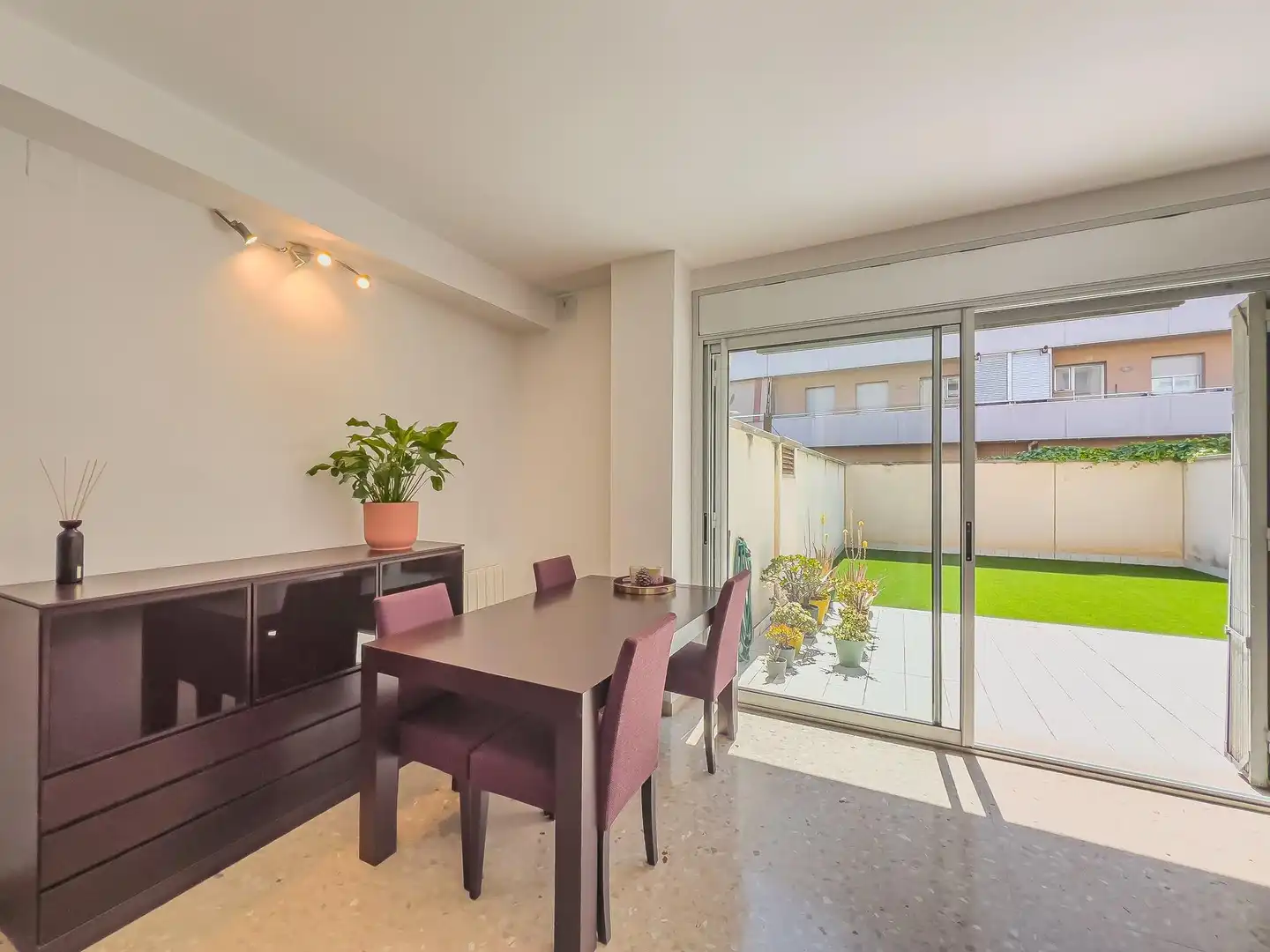 Esszimmer von Erdgeschoss zum Verkauf in Viladecans mit Heizung, Terrasse und Gemeinschaftspool