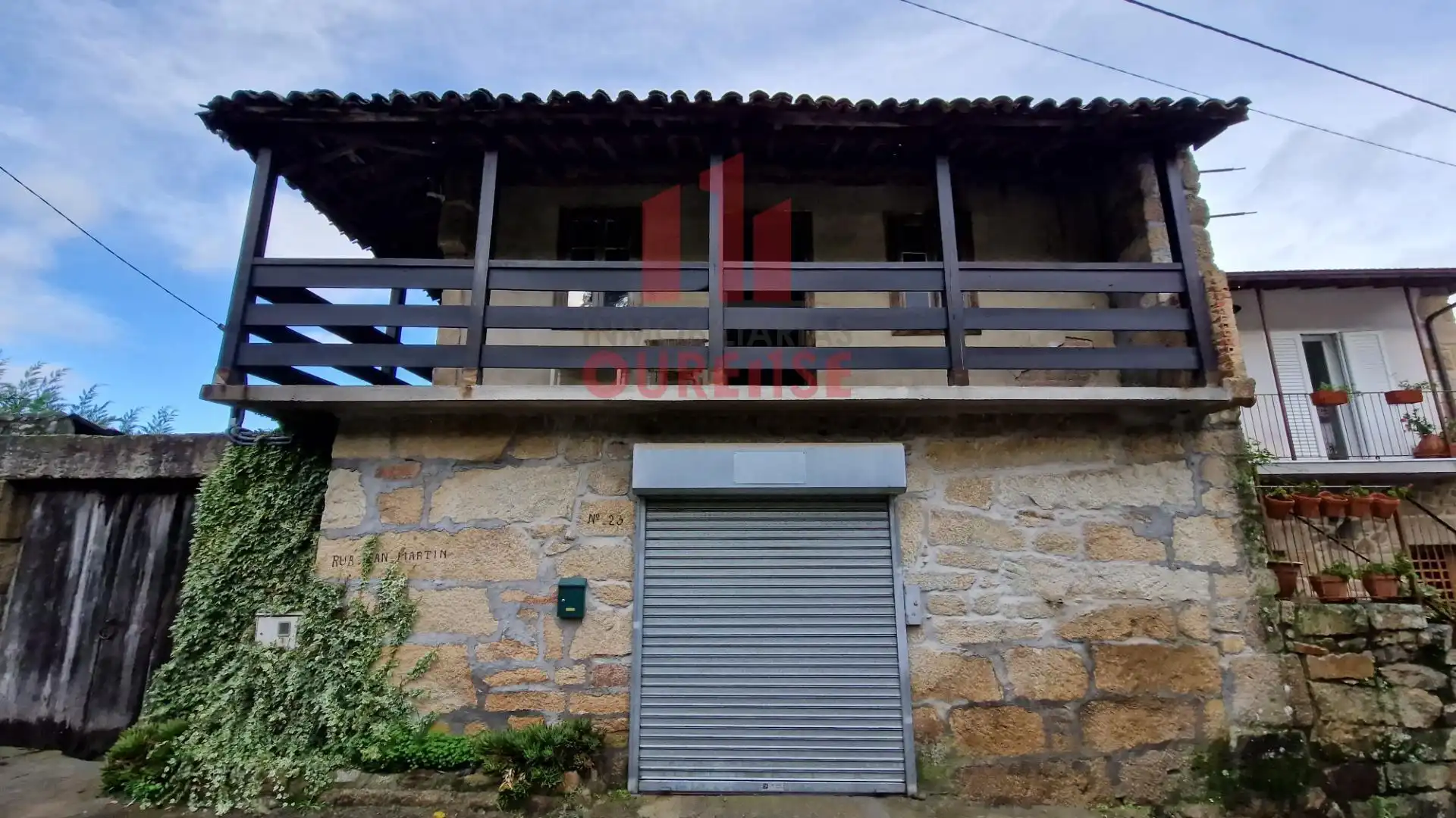 Exterior view of Houses for sale in Toén  with Balcony