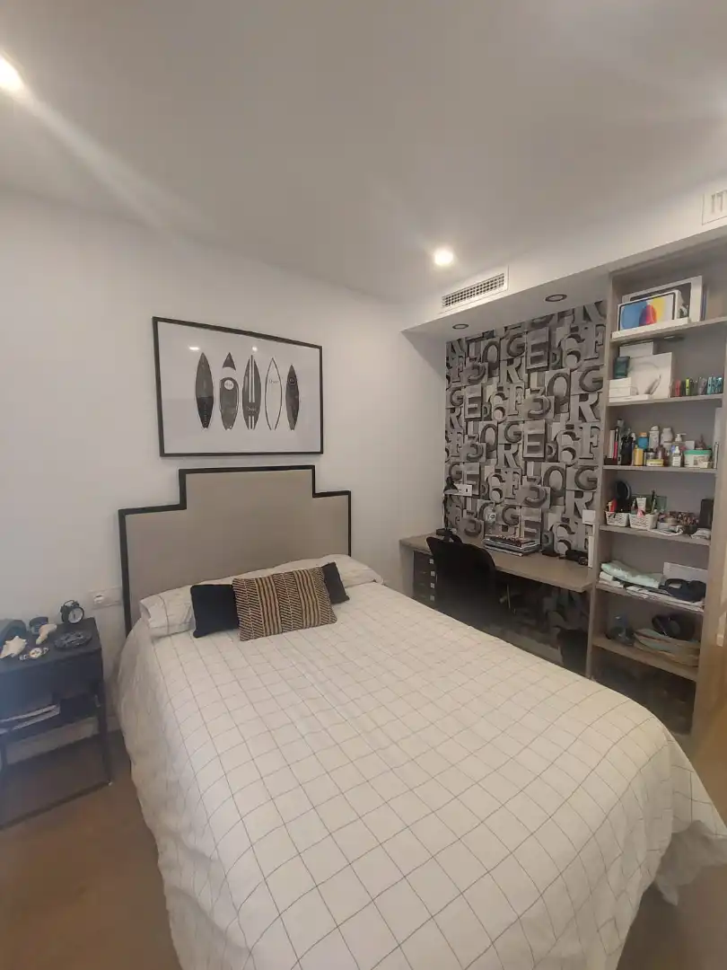 Bedroom of Flat for sale in Córdoba  with Air Conditioner, Heating and Storage room