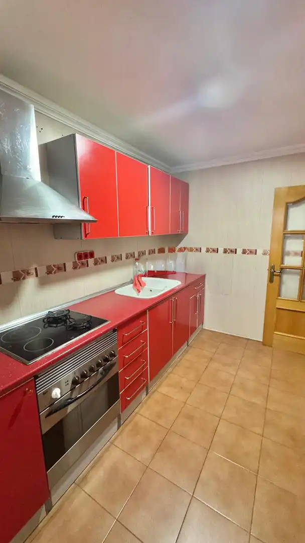 Cuina de Pis en venda en Alicante / Alacant amb Calefacció, Moblat i Balcó