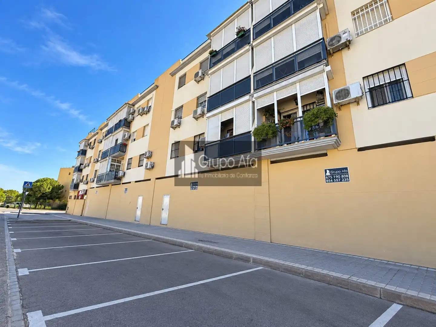 Außenansicht von Geschaftsraum zum Verkauf in Alcalá de Guadaira