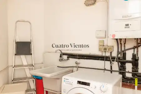 Cuina de Pis en venda en Barcelona amb Aire condicionat, Calefacció i Parquet