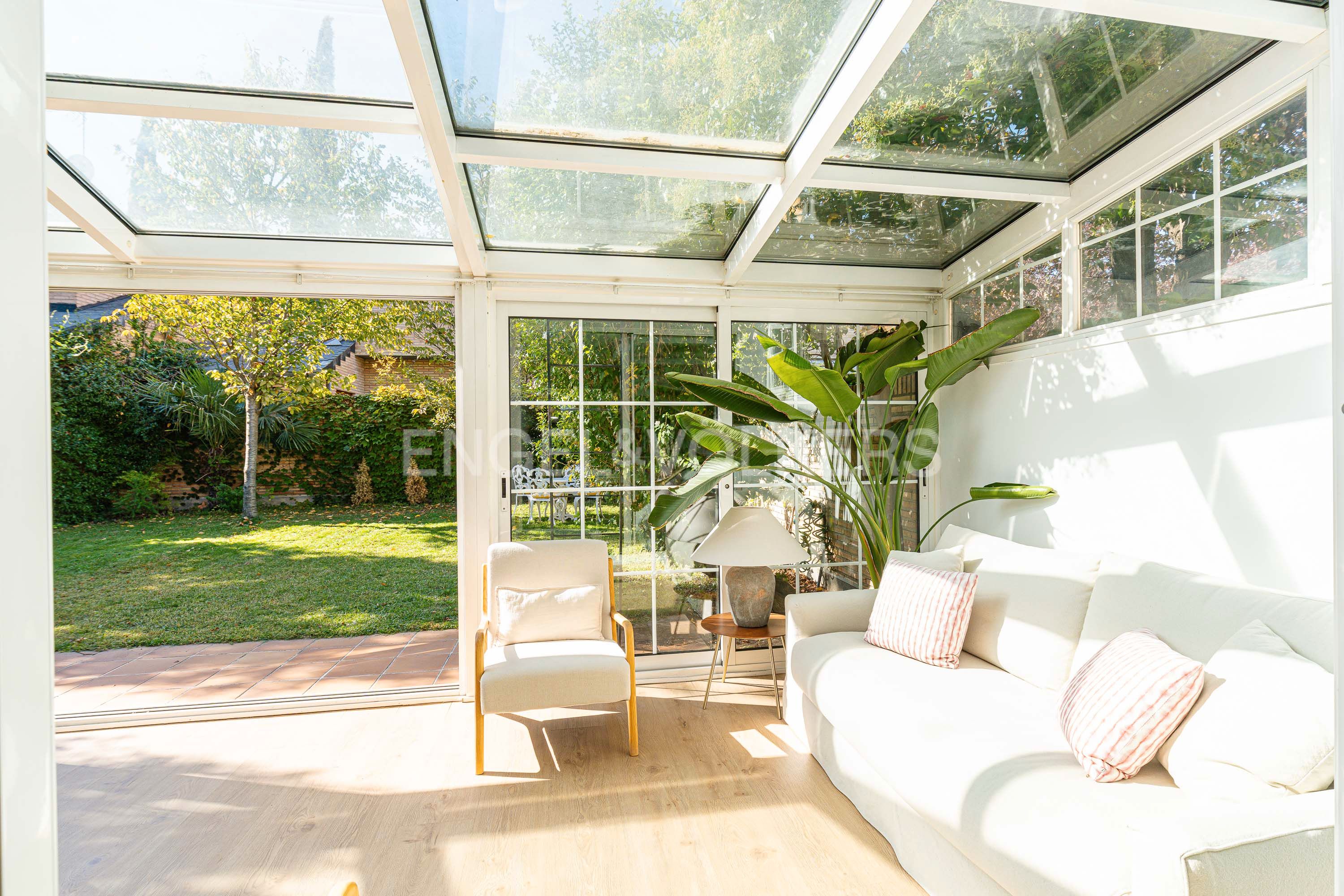 Garden of House or chalet for sale in  Madrid Capital  with Heating and Private garden