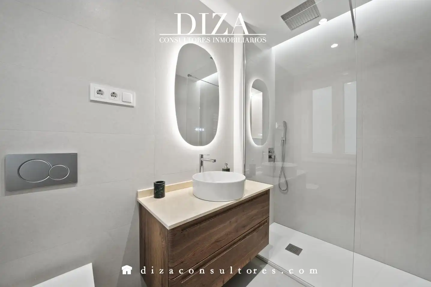 Badezimmer von Wohnung zum Verkauf in Madrid mit Klimaanlage, Heizung und Abstellraum