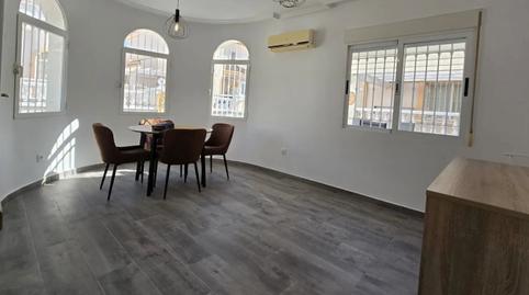 Foto 5 de Casa o xalet en venda a Calle Gotzone Mora, Parque Acuático - Sector 25, Torrevieja