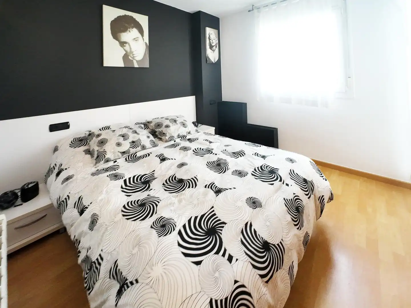 Habitación de Apartamento en venta en Roses con Calefacción, Terraza y Piscina comunitaria