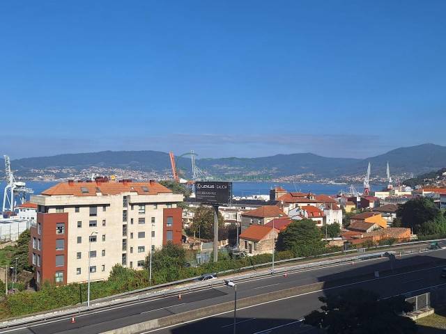 Piso en Venta en Travesía de Vigo - San Xoán
