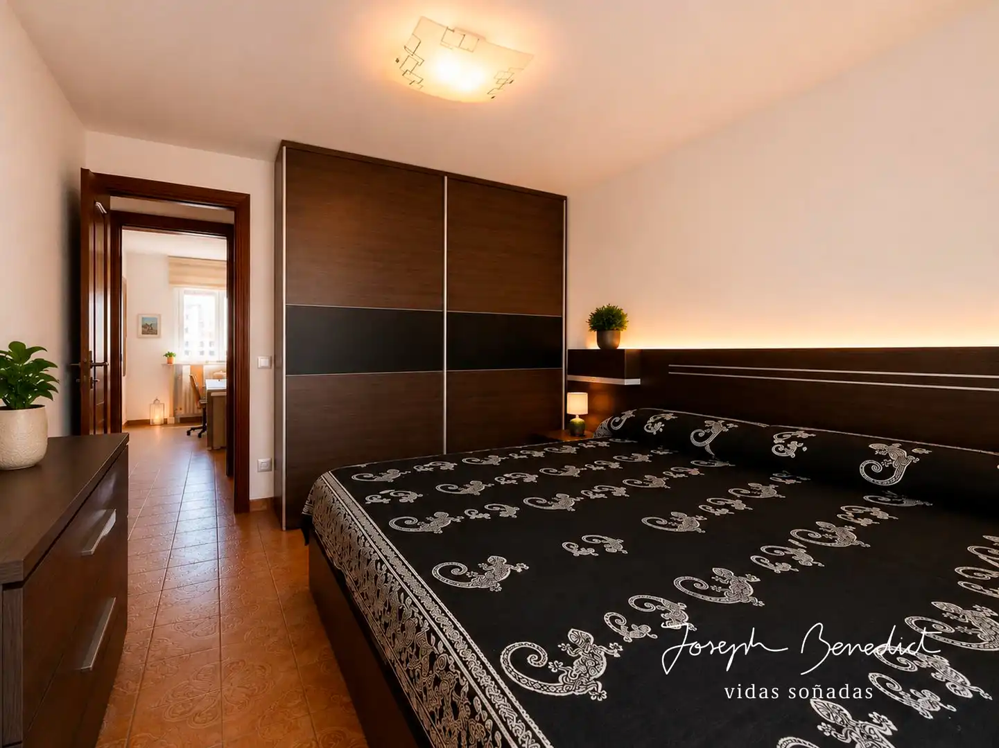 Bedroom of Flat for sale in L'Hospitalet de Llobregat  with Air Conditioner, Heating and Terrace