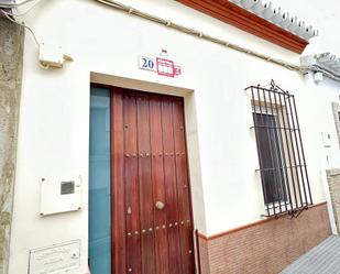 Vista exterior de Casa o xalet en venda en Villalba del Alcor amb Terrassa