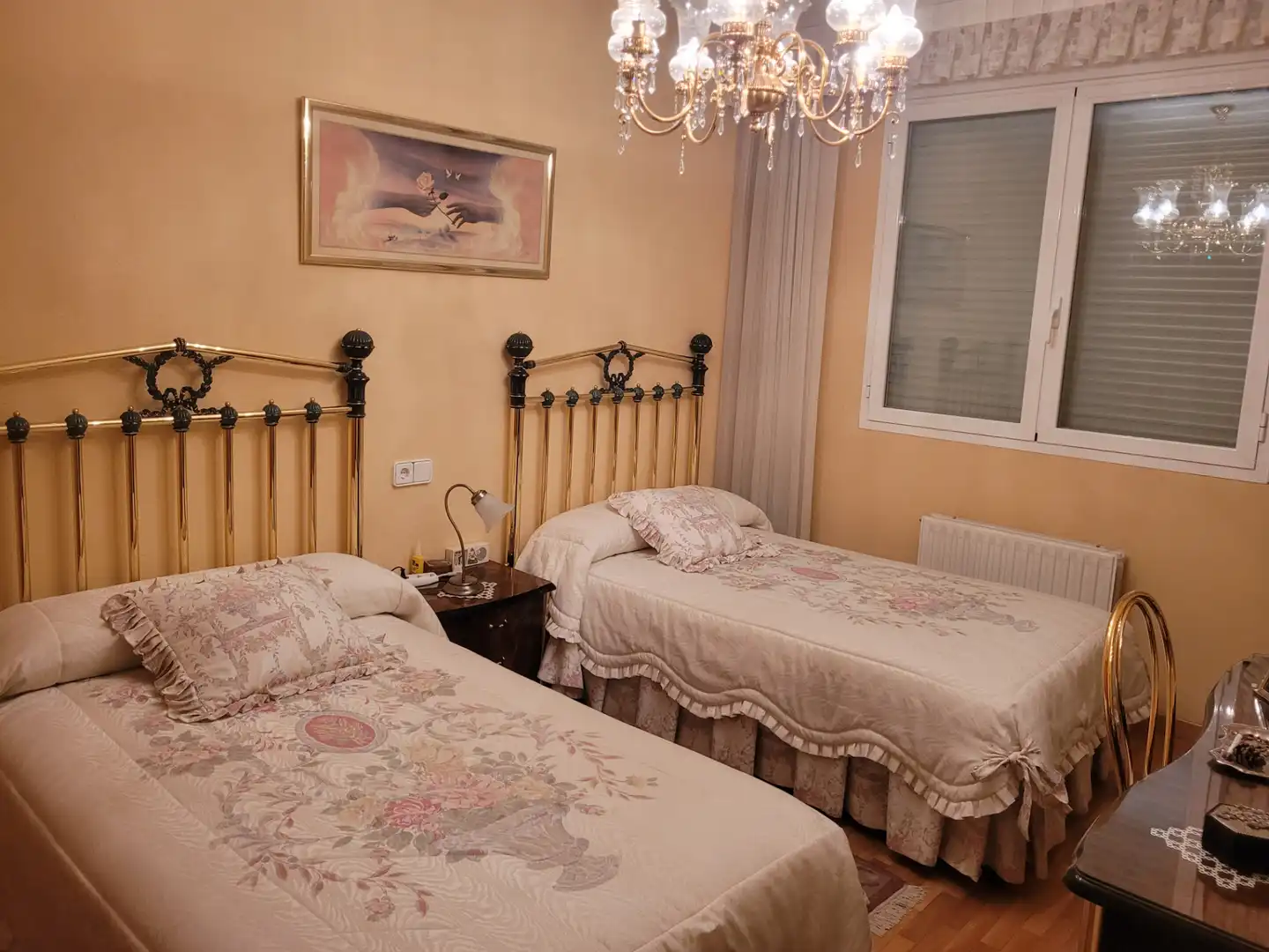 Habitación de Casa adosada en venta en Soria Capital  con Calefacción, Jardín privado y Parquet
