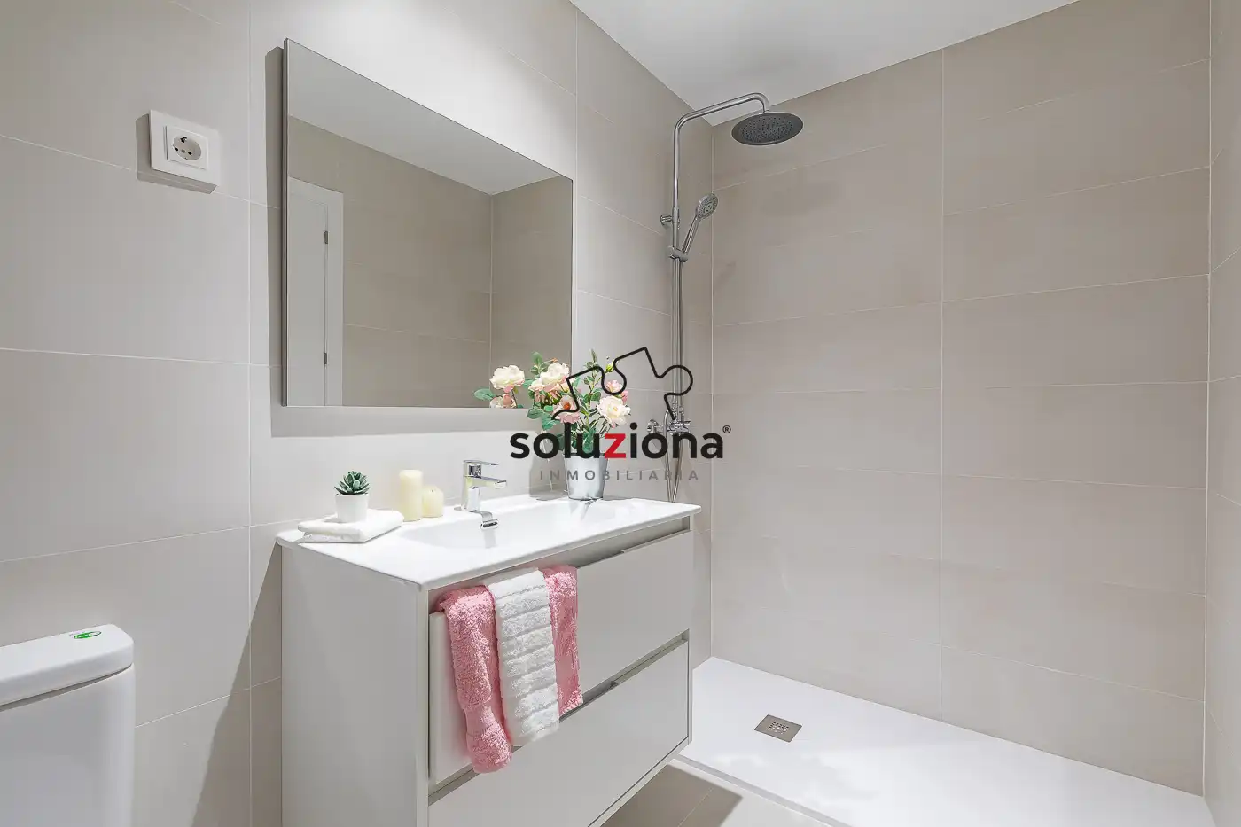 Bany de Pis en venda en Getafe amb Aire condicionat, Calefacció i Terrassa