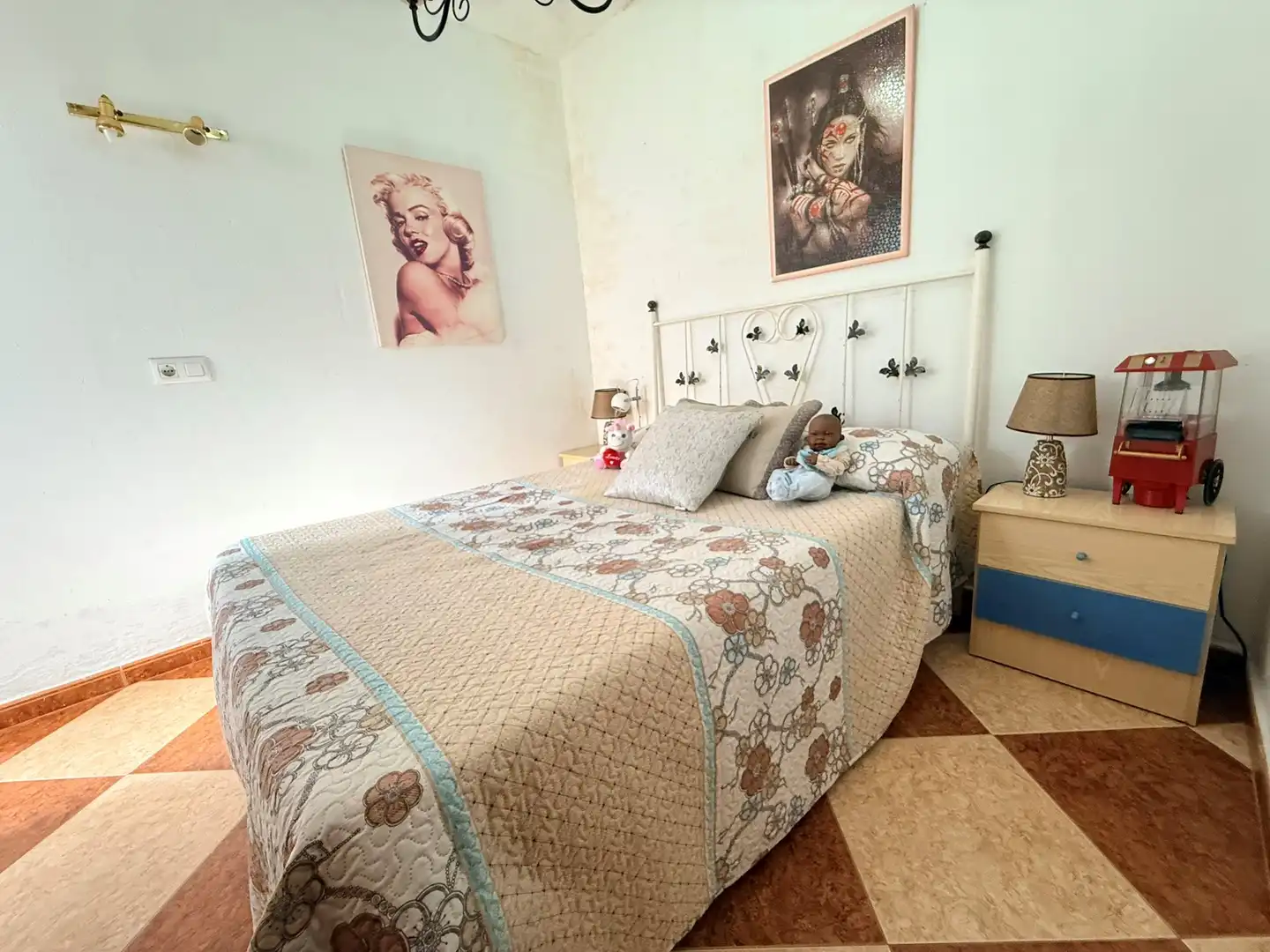 Habitación de Casa adosada en venta en Huelva con Aire acondicionado y Calefacción