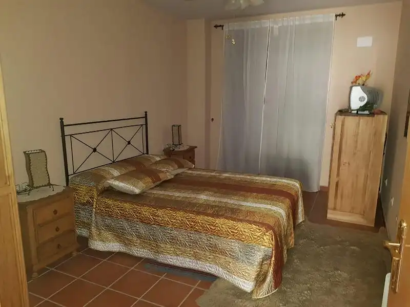 Schlafzimmer von Wohnungen zum Verkauf in Ladrillar mit Privatgarten, Abstellraum und Möbliert