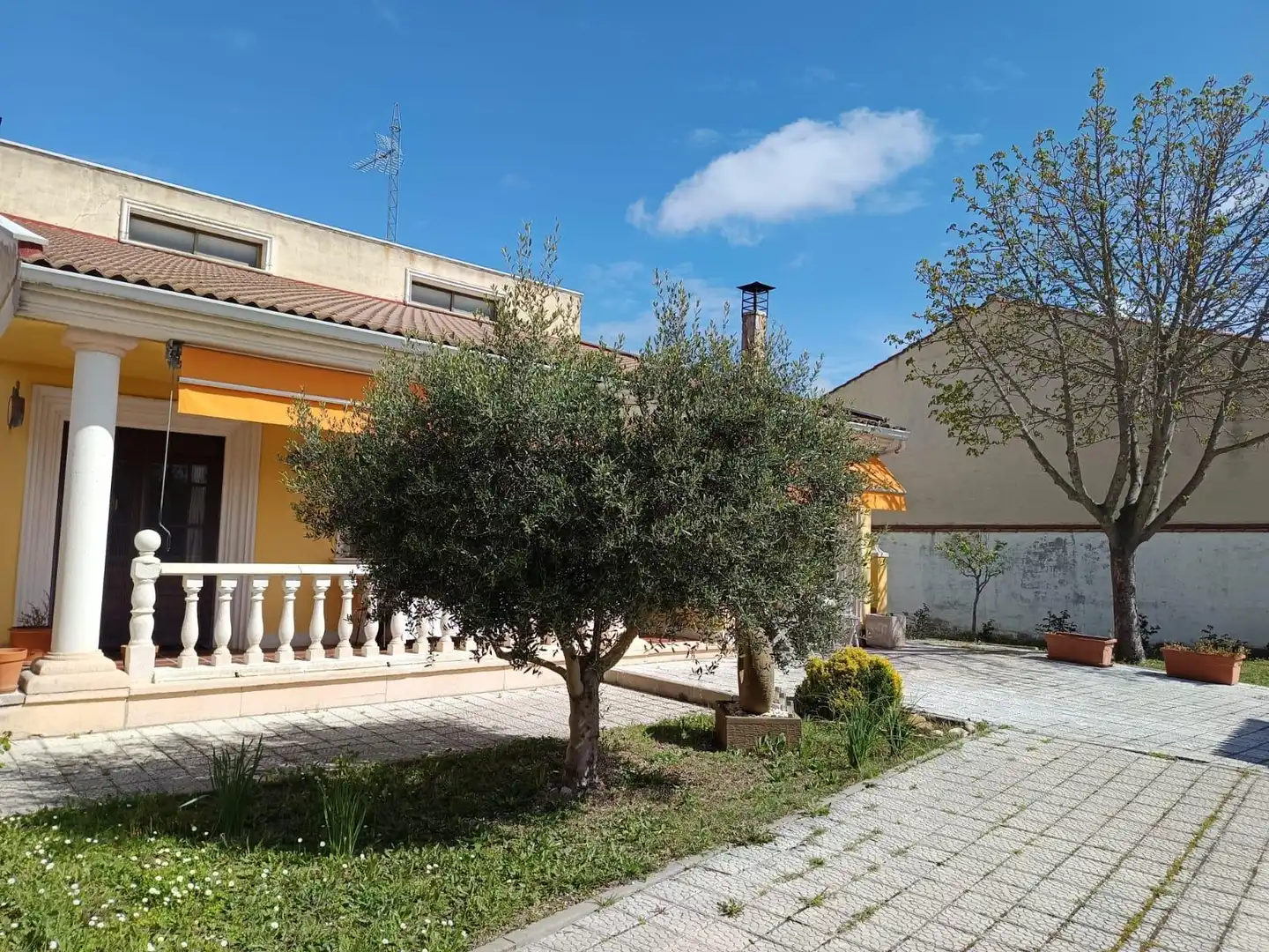 Jardín de Casa o chalet en venta en La Pedraja de Portillo  con Calefacción, Jardín privado y Piscina