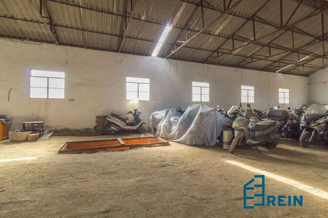 Industrial buildings for sale in Recas, Toledo