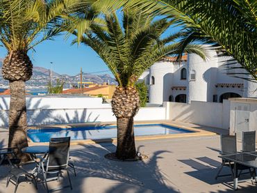Xalet amb piscina en venda a L'Albir