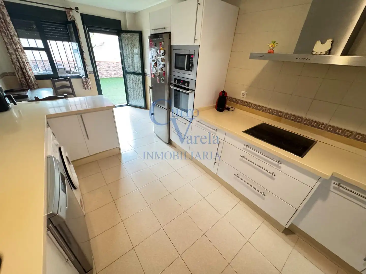Kitchen of Houses for sale in Dos Hermanas  with Air Conditioner, Heating and Terrace