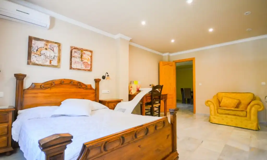 Bedroom of Houses for sale in Benalmádena  with Air Conditioner, Private garden and Terrace
