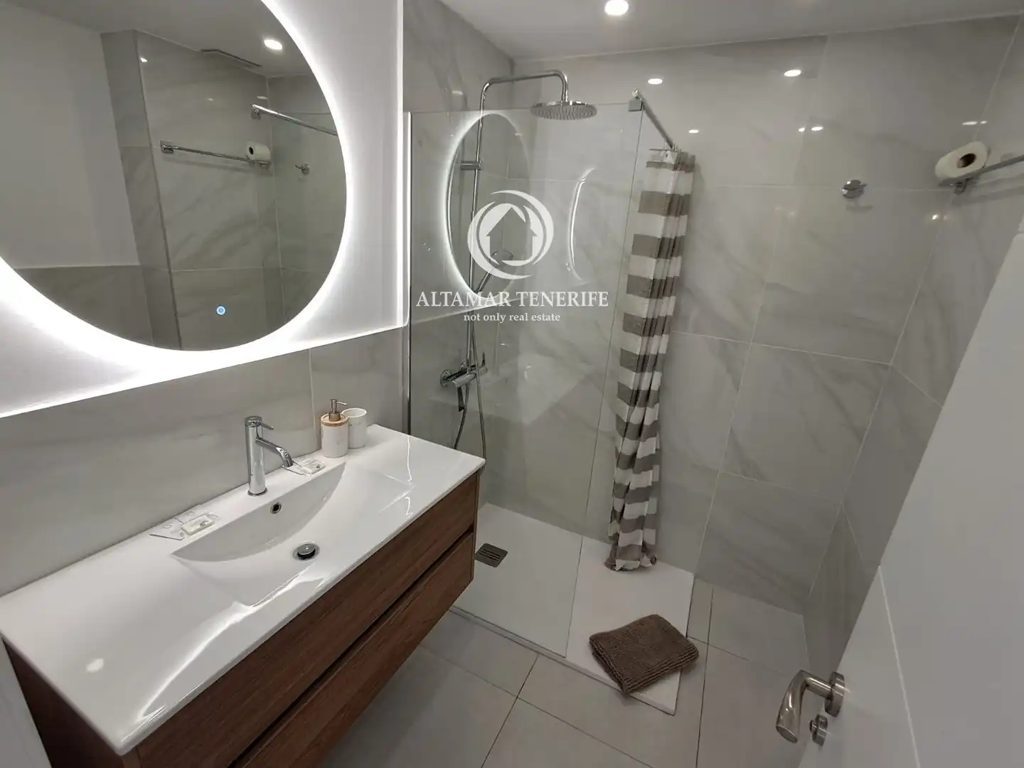 Apartament amb piscina en venda a Cataluña, imagen 9