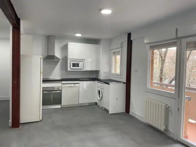 Cocina de Piso en venta en Madrid con Calefacción, Terraza y Horno