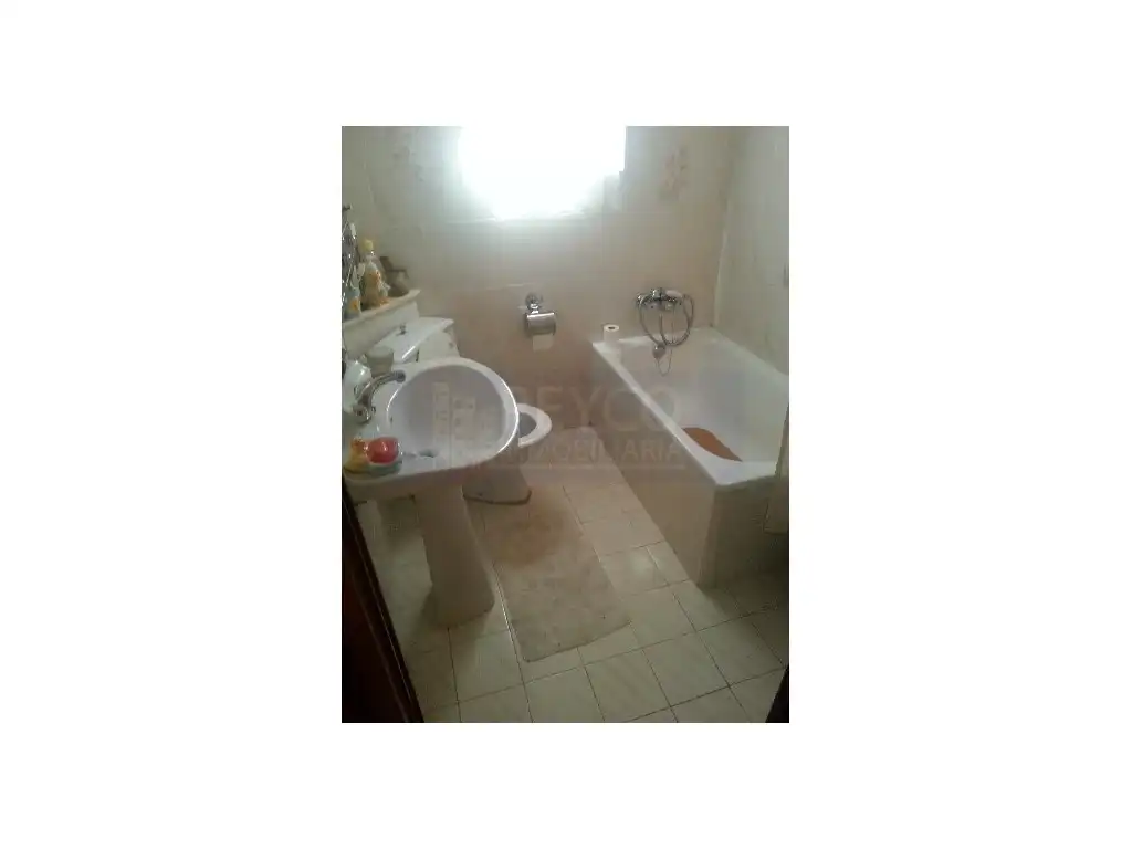 Bathroom of Houses for sale in Canillas de Río Tuerto  with Private garden and Balcony