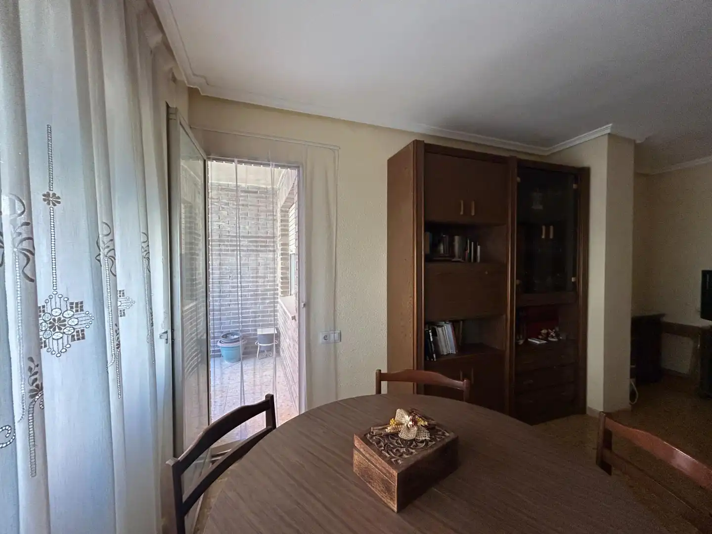 Comedor de Piso en venta en Castellón de la Plana / Castelló de la Plana con Balcón