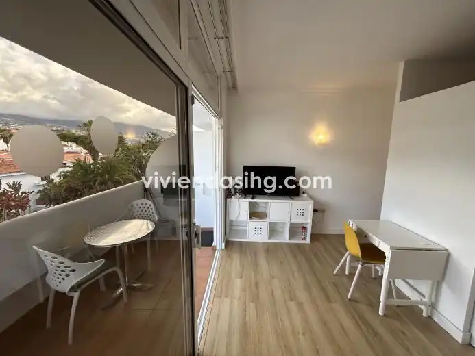 Vista exterior de Piso de alquiler en Puerto de la Cruz con Parquet, Terraza y Amueblado