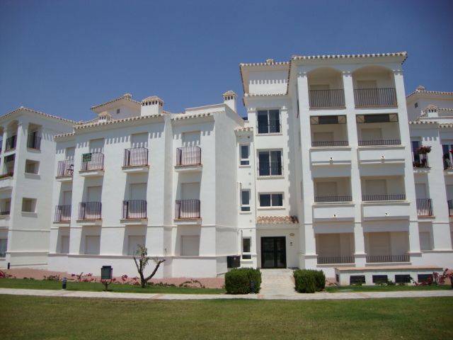 Apartamento en Alquiler en Calle Hacien Riquelme Vial Pral en Jerónimo y Avileses