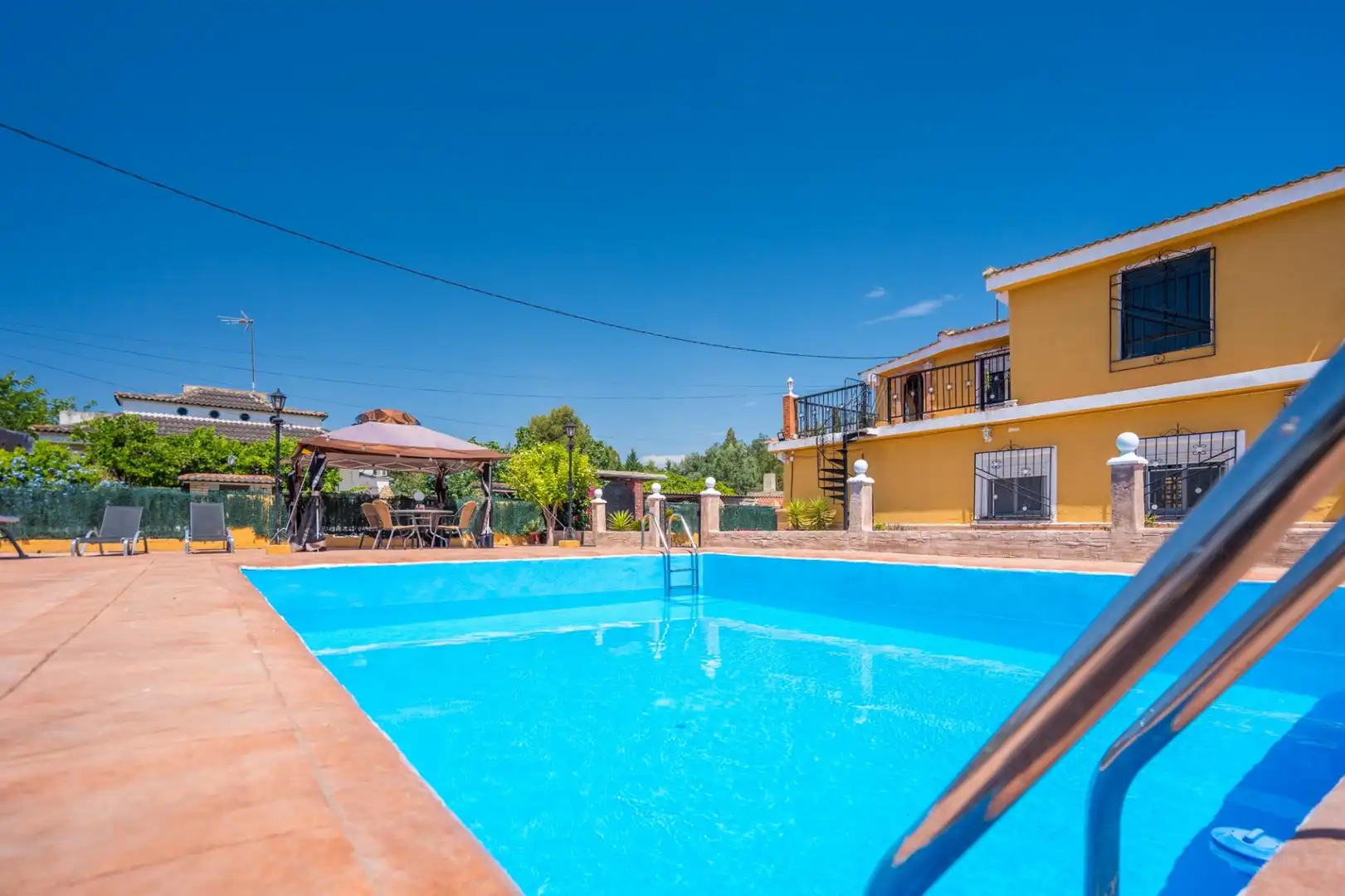 Piscina de Casa o chalet en venta en Benaguasil con Aire acondicionado, Calefacción y Jardín privado