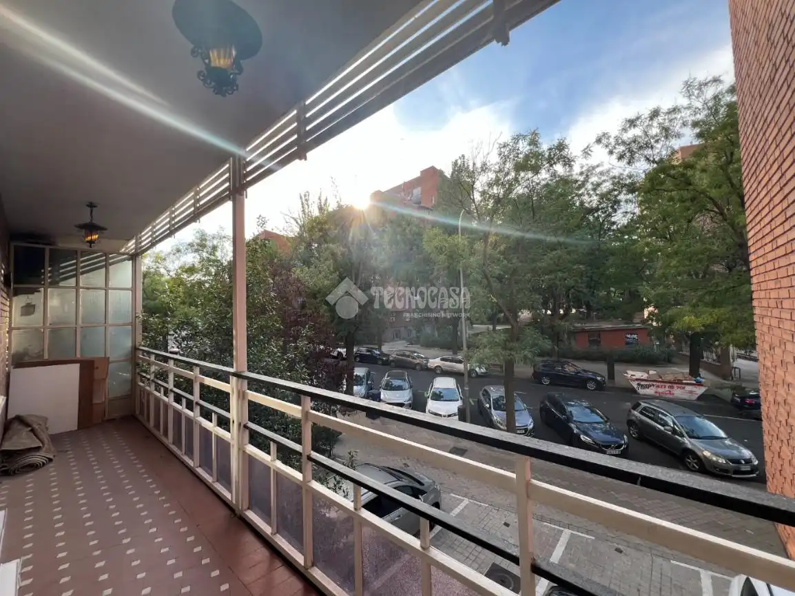 Vista exterior de Pis en venda en Chamartín