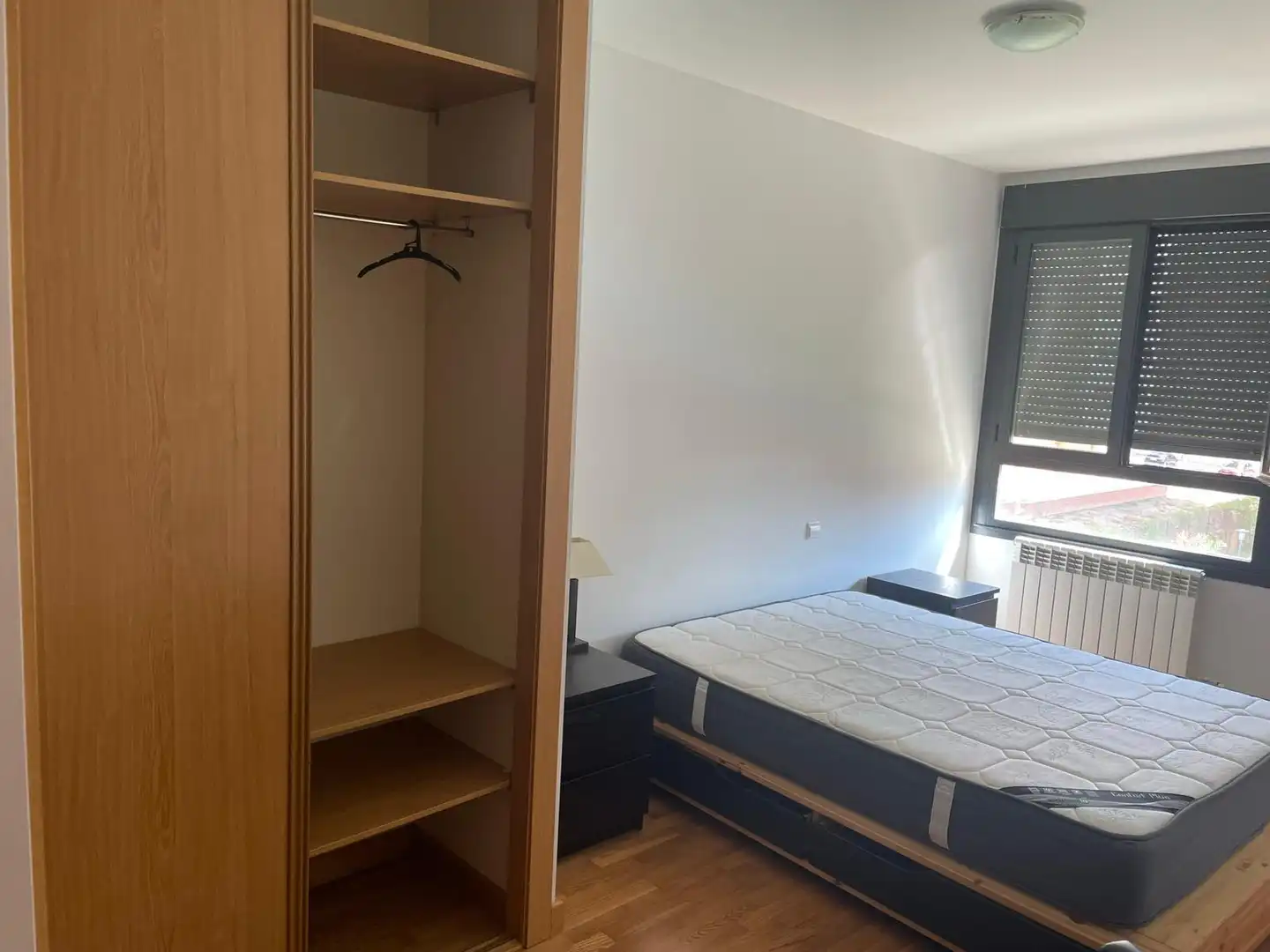 Habitación de Piso en venta en  Logroño con Calefacción, Trastero y Amueblado