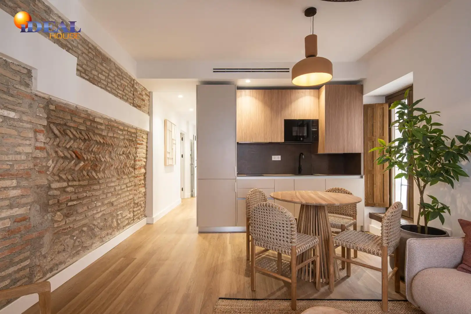 Kitchen of Flat for sale in Granada  with Air Conditioner