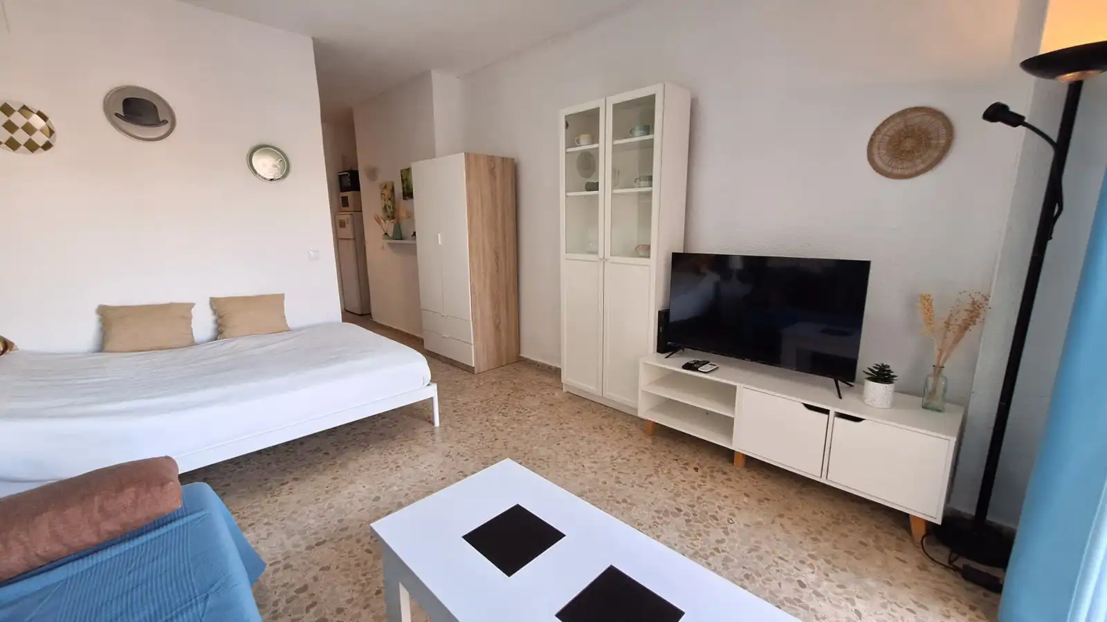 Living room of Study for sale in Torremolinos  with Air Conditioner, Terrace and Furnished