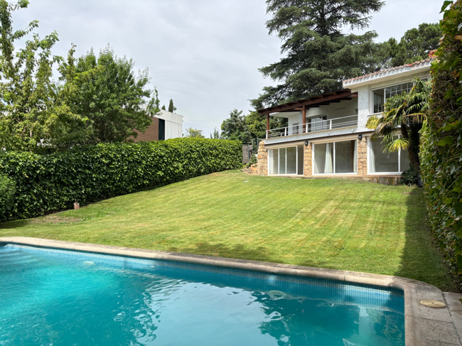 Garden of House or chalet to rent in Majadahonda  with Air Conditioner, Heating and Private garden