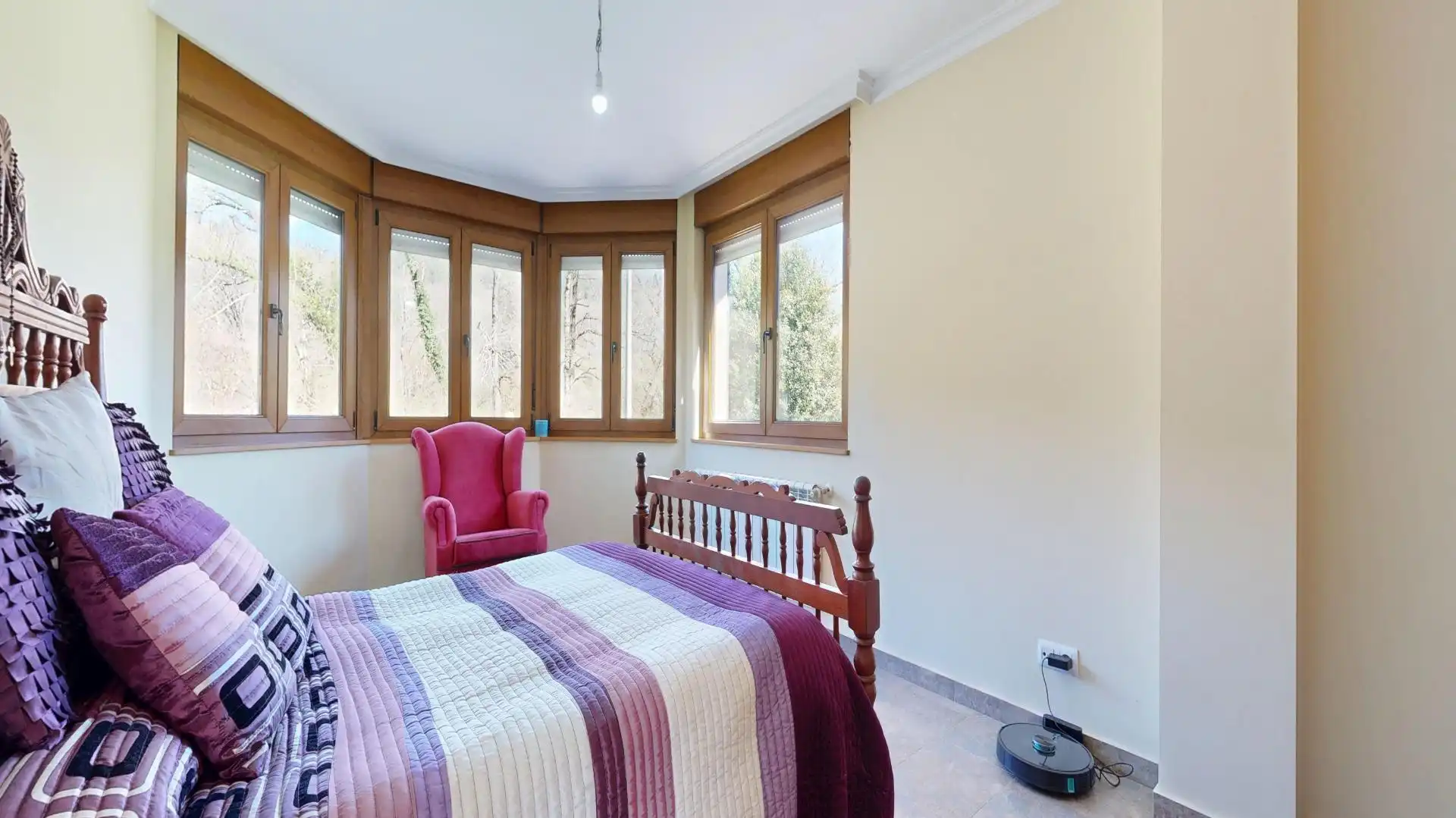 Habitación de Casa o chalet en venta en Saro con Calefacción, Jardín privado y Balcón