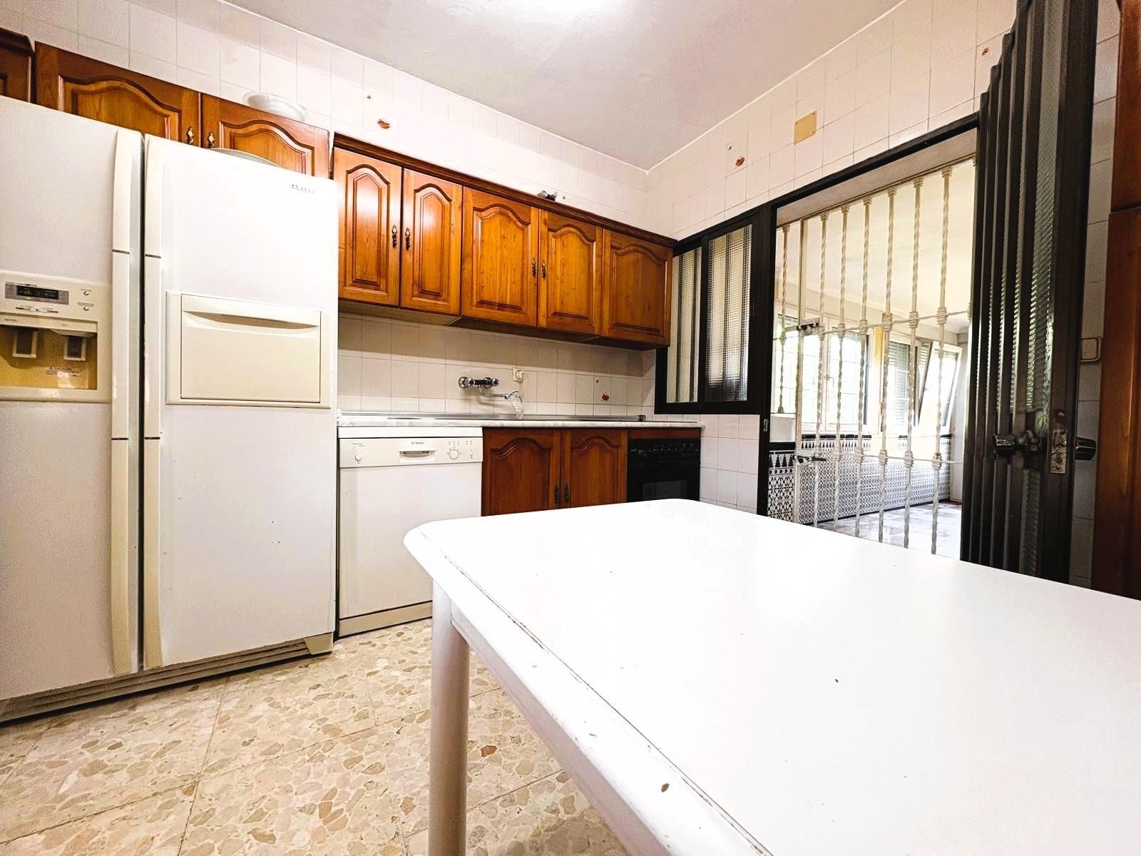 Kitchen of House or chalet for sale in San Roque  with Private garden, Terrace and Storage room