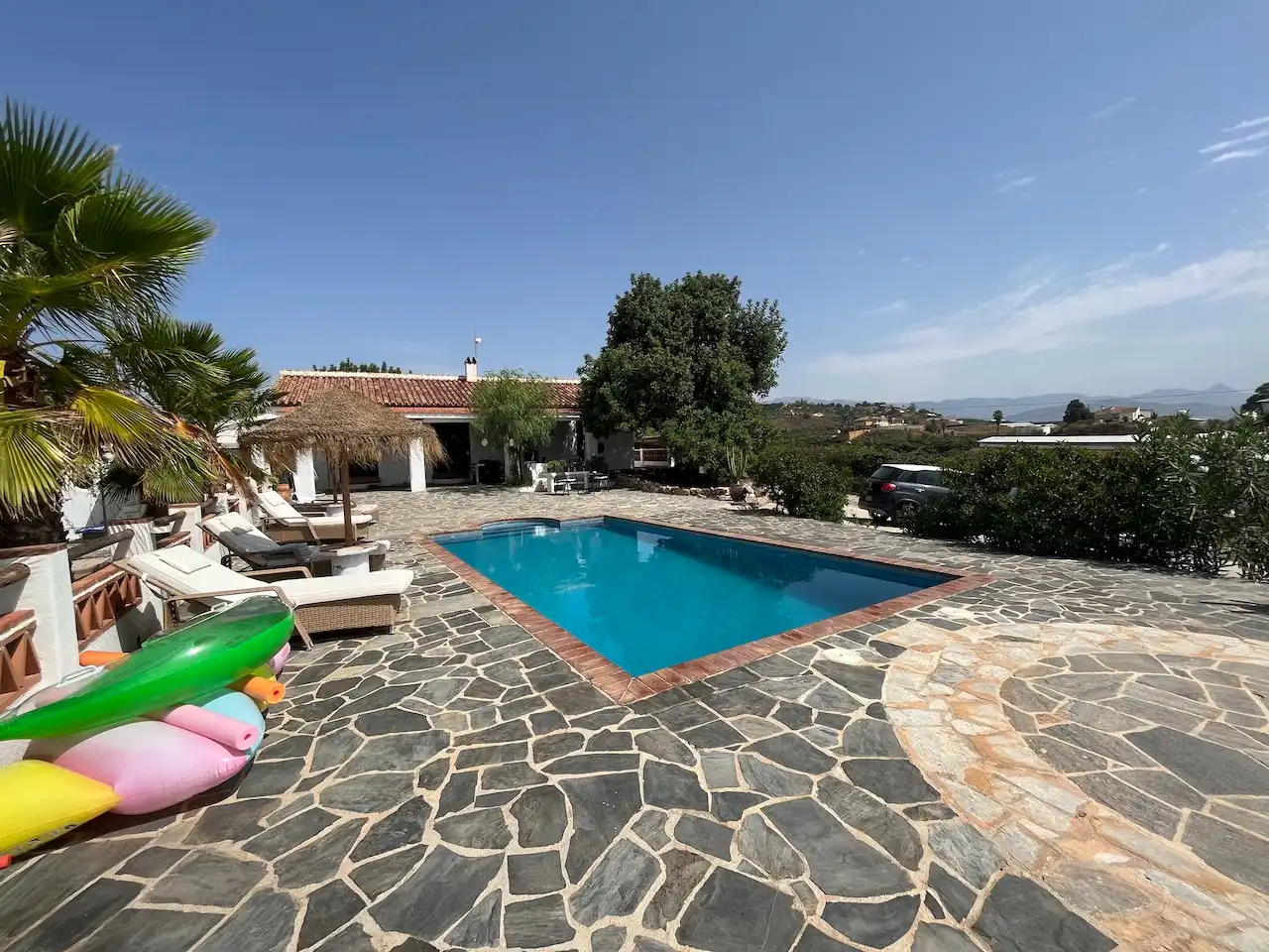 Swimming pool of Country homes for sale in Vélez-Málaga  with Air Conditioner, Heating and Private garden