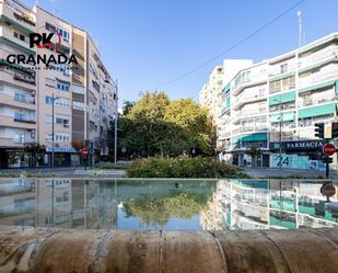 Vista exterior de Pis en venda en  Granada Capital amb Aire condicionat