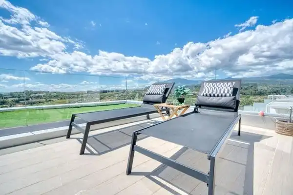 Chalet con terraza en venta en Camino Alberdina 110, imagen 31