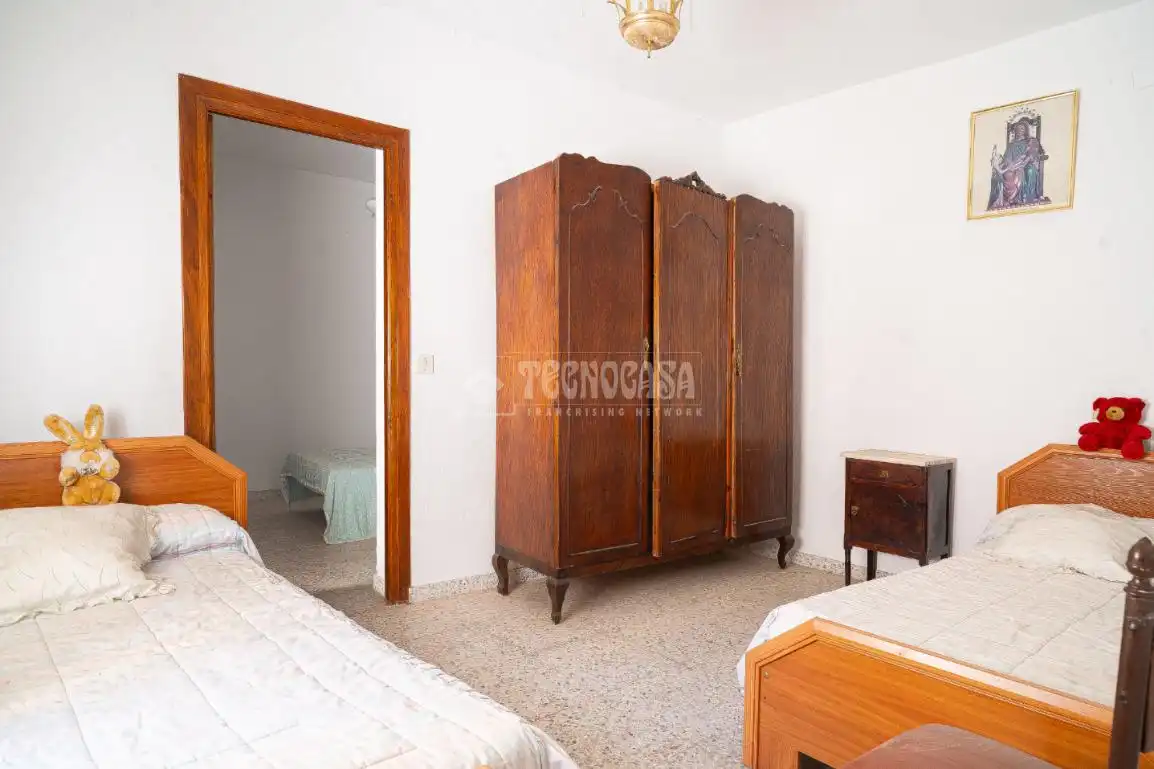 Habitación de Casa adosada en venta en Molvízar