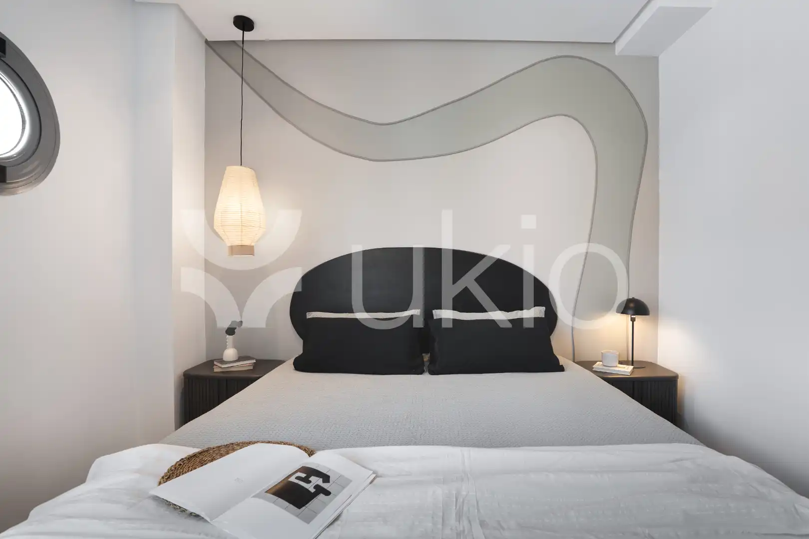 Dormitori de Apartament de lloguer en Madrid amb Aire condicionat, Calefacció i Terrassa