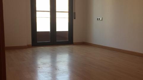 Foto 2 de Piso en venta en Carrer del Bisbe Font Andreu, 21, El Sucre - El Nadal, Vic