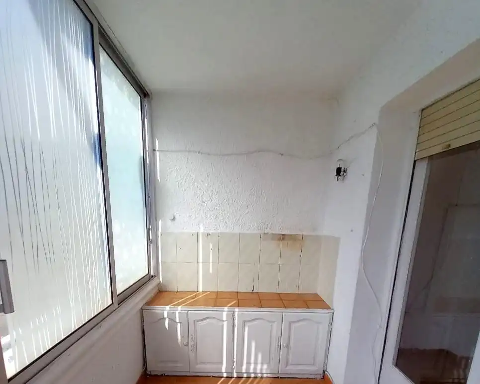Küche von Wohnungen zum Verkauf in Empuriabrava mit Terrasse