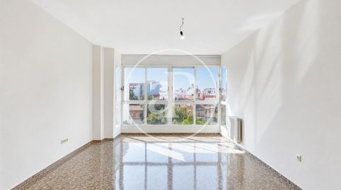 Foto 2 de Piso en venta en Av. de Peris I Valero, Russafa, Valencia Capital